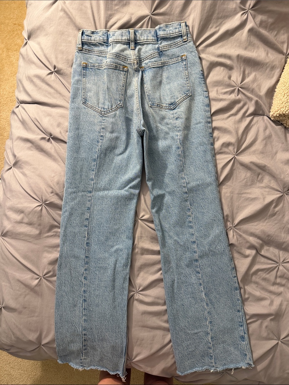 Abercrombie & Fitch Light Wash 90s Relaxed - Picture 2 of 2